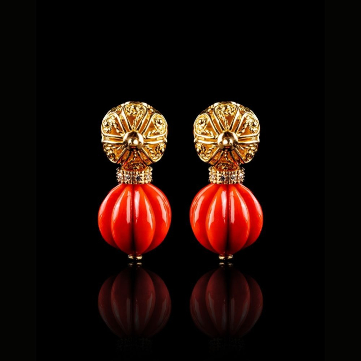 Scilla, Hard stone and diamond earrings